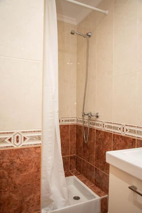 Piso Con Jardin Apartment Malaga Ngoại thất bức ảnh