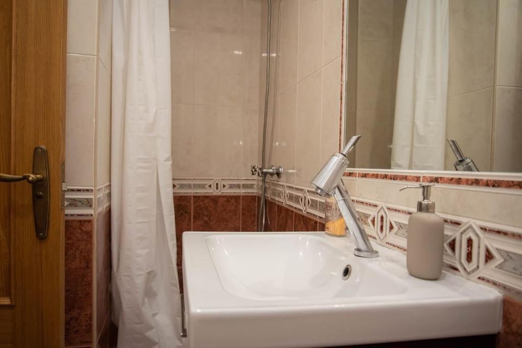 Piso Con Jardin Apartment Malaga Ngoại thất bức ảnh