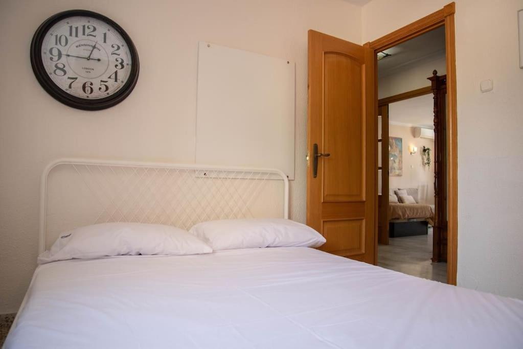 Piso Con Jardin Apartment Malaga Ngoại thất bức ảnh